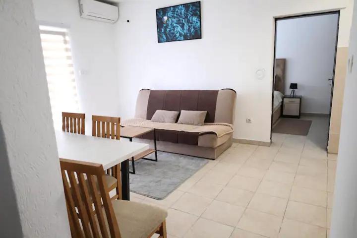 Apartments R&M Tivat Exterior photo